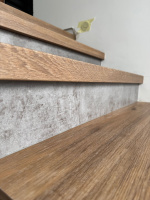  Vinylové schody BUKOMA podstupnice vinyl Beton Kámen